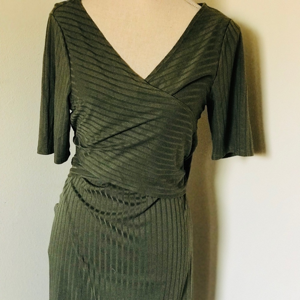 Jessica Simpson Cross Front Maternity Dress
